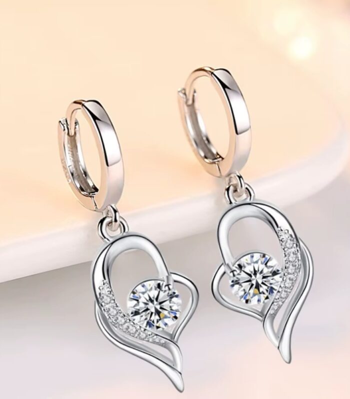 Elegant 925 Sterling Silver Heart-Shaped Dangle Earrings with Sparkling Cubic Zirconia